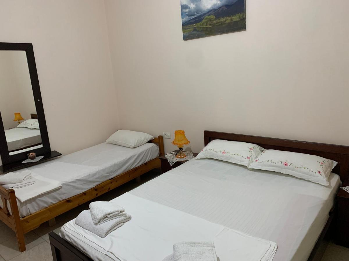 Ylli Cunaj Apartments Saranda Extérieur photo