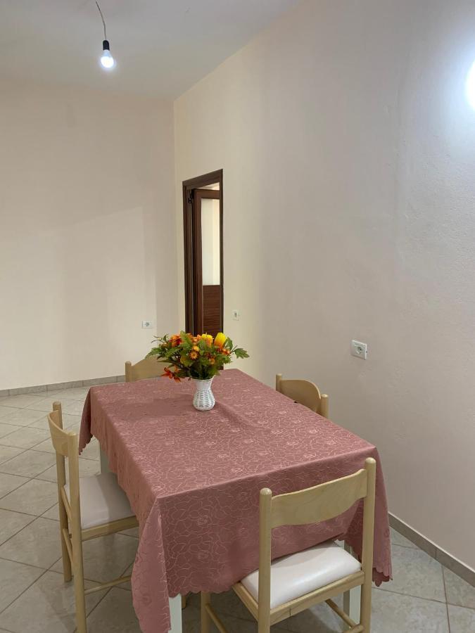 Ylli Cunaj Apartments Saranda Extérieur photo